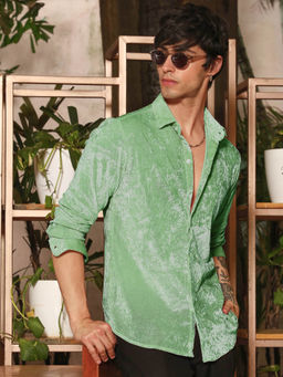 Campus Sutra - Green Solid Regular Fit Shirt