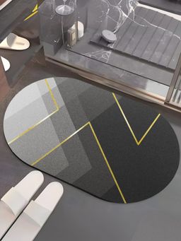 UMAI - Oval Soft Anti Skid Non Woven Non-Slip Bath Mat