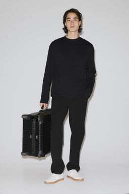 H&M - Men Black Four-Way Stretch Regular Fit Pull-On Trousers