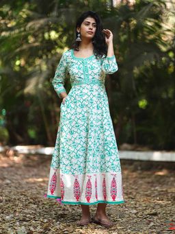 Chidiyaa - Chamomile's Calm White and Green Floral Printed Cotton Dress