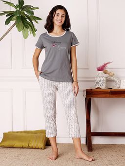 Bodycare - Grey Women Printed Half Sleeves T-Shirt with Capri