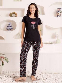 Bodycare - Black Women Cotton Printed T-Shirt and Pyjama