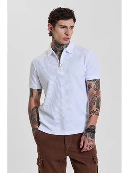 Snitch - Snow White Textured Half Sleeves Slim Casual Polo T-Shirt for Men