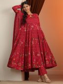 Red color option, Sold out, Currently selected