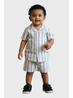 Putchi - White Cotton Collar Neck Half Sleeves Shirt With Shorts