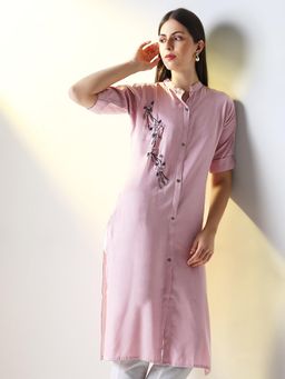SHOWOFF - Women Pink Solid Straight Kurta
