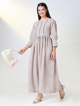 SHOWOFFFF - Women Grey Striped Anarkali Kurta