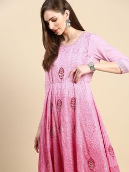 SHOWOFF - Women Floral Pink Anarkali Kurta (Set of 2)