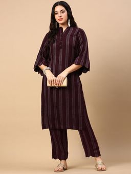 SHOWOFFFF - Women's Maroon Straight Kurta and Pant (Set of 2)