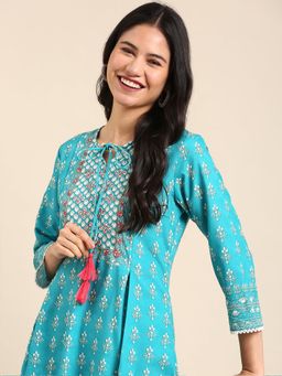 SHOWOFF - Women's Ethnic Motifs Blue A-Line Kurta and Pant (Set of 2)