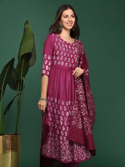 SHOWOFF - Women's Bandhani Purple A-Line Kurta and Pant with Dupatta (Set of 3)
