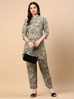 SHOWOFFFF - Women's Paisley Green Straight Kurta and Pant (Set of 2)