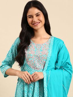 SHOWOFF - Women's Leheriya Blue Kurta with Pant and Dupatta (Set of 3)
