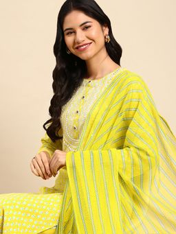 SHOWOFF - Women's Yellow Straight Kurta with Pant and Dupatta (Set of 3)