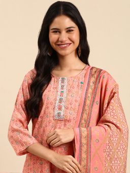 SHOWOFF - Women's Floral Peach Straight Kurta with Pant and Dupatta (Set of 3)