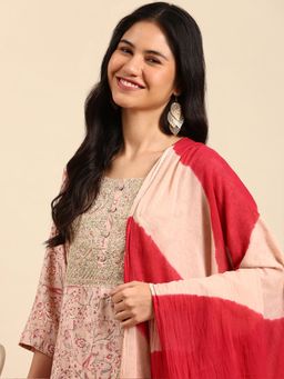 SHOWOFF - Womens Floral Peach Straight Kurta & Pant with Dupatta (Set of 3)