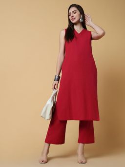 SHOWOFF - Womens Solid Red Straight Kurta & Pant (Set of 2)