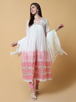 SHOWOFF - Womens Floral White Anarkali Kurta & Pant with Dupatta (Set of 3)