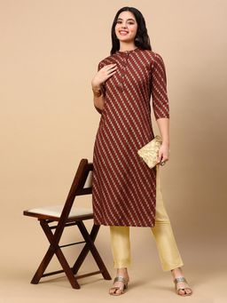 SHOWOFF - Women's Brown Striped Straight Kurta