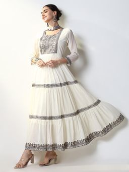 SHOWOFF - Women's Off White Embroidered Anarkali Kurta