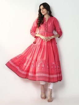 SHOWOFF - Women's Pink Floral Anarkali Kurta