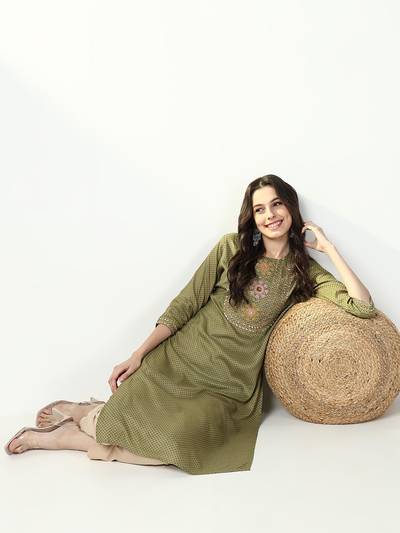 Women's Green Ethnic Motifs Straight Kurta
