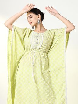 SHOWOFF - Women's Green Printed Kaftan