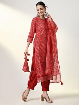 SHOWOFFFF - Women Red Embroidered Kurta with Salwar and Dupatta (Set of 3)