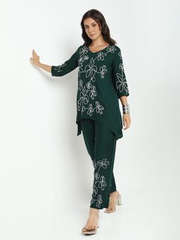 SHOWOFF - Women Green Cotton Blend Embroidered Co-Ord Set