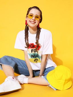STREET 9 - White Over Size T-Shirt