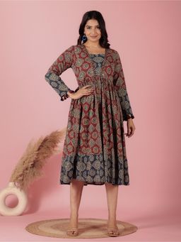 ARAMYA - Women Red Cotton Geometric Kurta