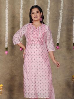 ARAMYA - Women Pink Chanderi Floral Kurta