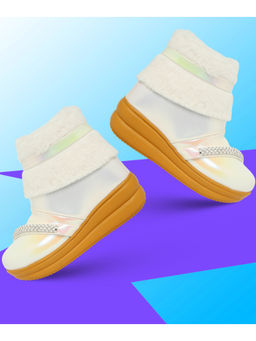 FREEPLAY - Girls Ankle-Length Casual Boots with Zip Fastening White