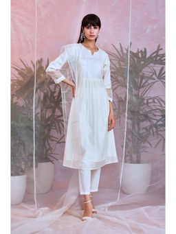 Charkhee - White Embellished/Sequined Kurta with Pant