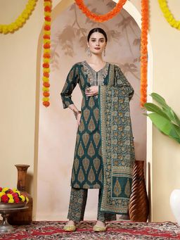 Jaipur Kurti - Floral Embroidered Straight Pure Cotton Green Kurta With Pant and Dupatta