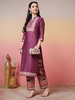 Jaipur Kurti - Floral Printed Straight Purple Kurta With Pant
