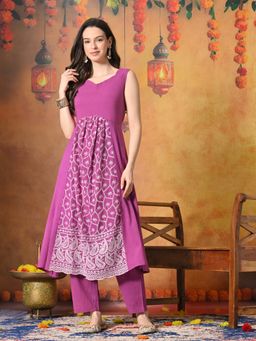 MYSHKA - Women Purple Pure Cotton Embroidered Sleeveless Kurta With Pant