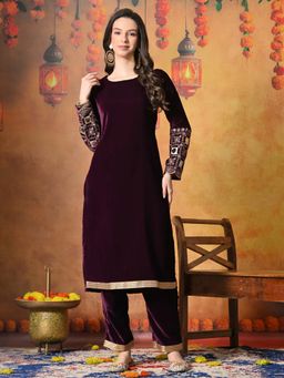 MYSHKA - Women Wine Embroidered Regular Sleeves Kurta With Pant