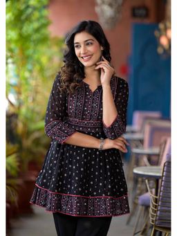 Juniper - Black Ethnic Motif Printed Georgette A Lined Tunic