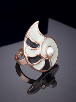 Estele - Rose Gold Plated Stunning Finger Ring for Women