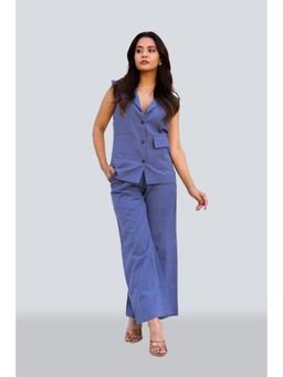 Twenty Dresses by Nykaa Fashion - Solid Sleeveless Blazer with Pant