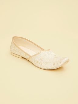 Manyavar - Biscuit Paisley Patterned Mens Ivory & Gold Ethnic Juttis