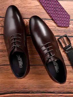 Cobblerz - Men Brown Solid Formal Derbies