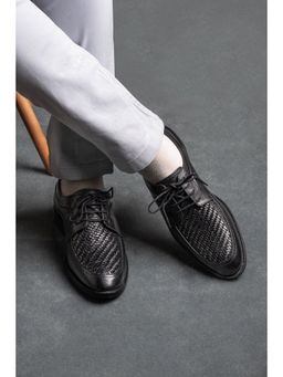 La Botte - Men Black Woven Design Derbies