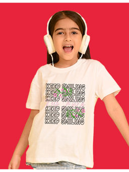 Nusyl - Girls White Keep Smiling Text Printed Oversized T-shirt