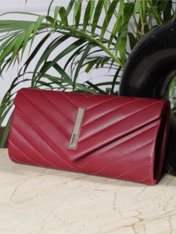 ZEVORA - Women Solid Clutch With Detachable Strap - Maroon