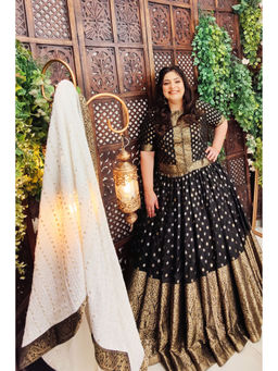 Amaltas Couture - Irmak Banarasi Black Blouse with Lehenga and Dupatta (Set of 3)