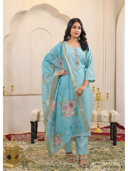 Autumnlane - Printed Kurta With Pant & Dupatta