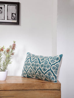 BLANC9 - Ogee Embroidered Cushion Cover