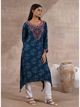 Lakshita - Teal Floral Print Dhaage Collection Kurta With Embroidery